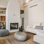 Villa Astria Evretí